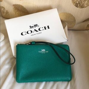 Coach - leather wristlet - NWOT